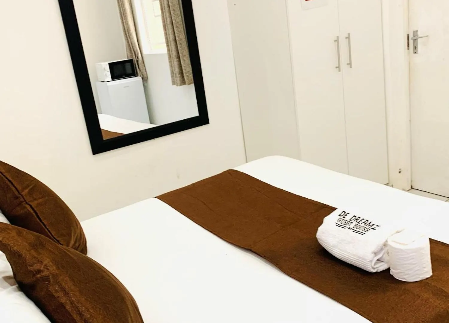 De Dreamz Guest House Port Elizabeth